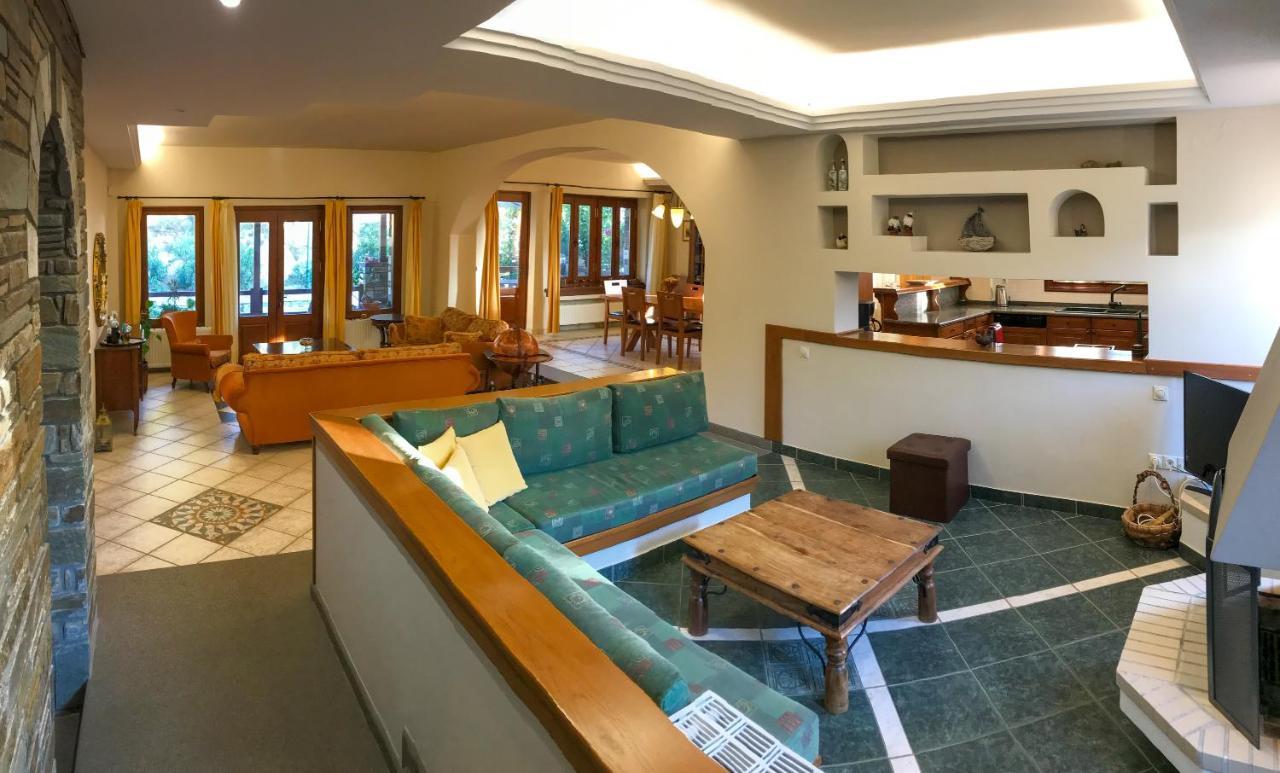 Mountain Breeze Sanctuary Villa Golos Dış mekan fotoğraf